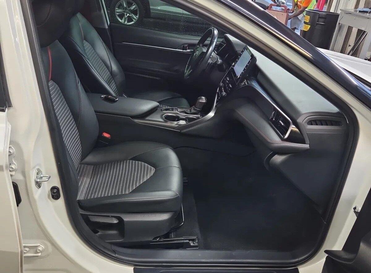 Used 2022 Wind Chill Pearl w/Midnight Black Metallic Roof Toyota TRD image 5