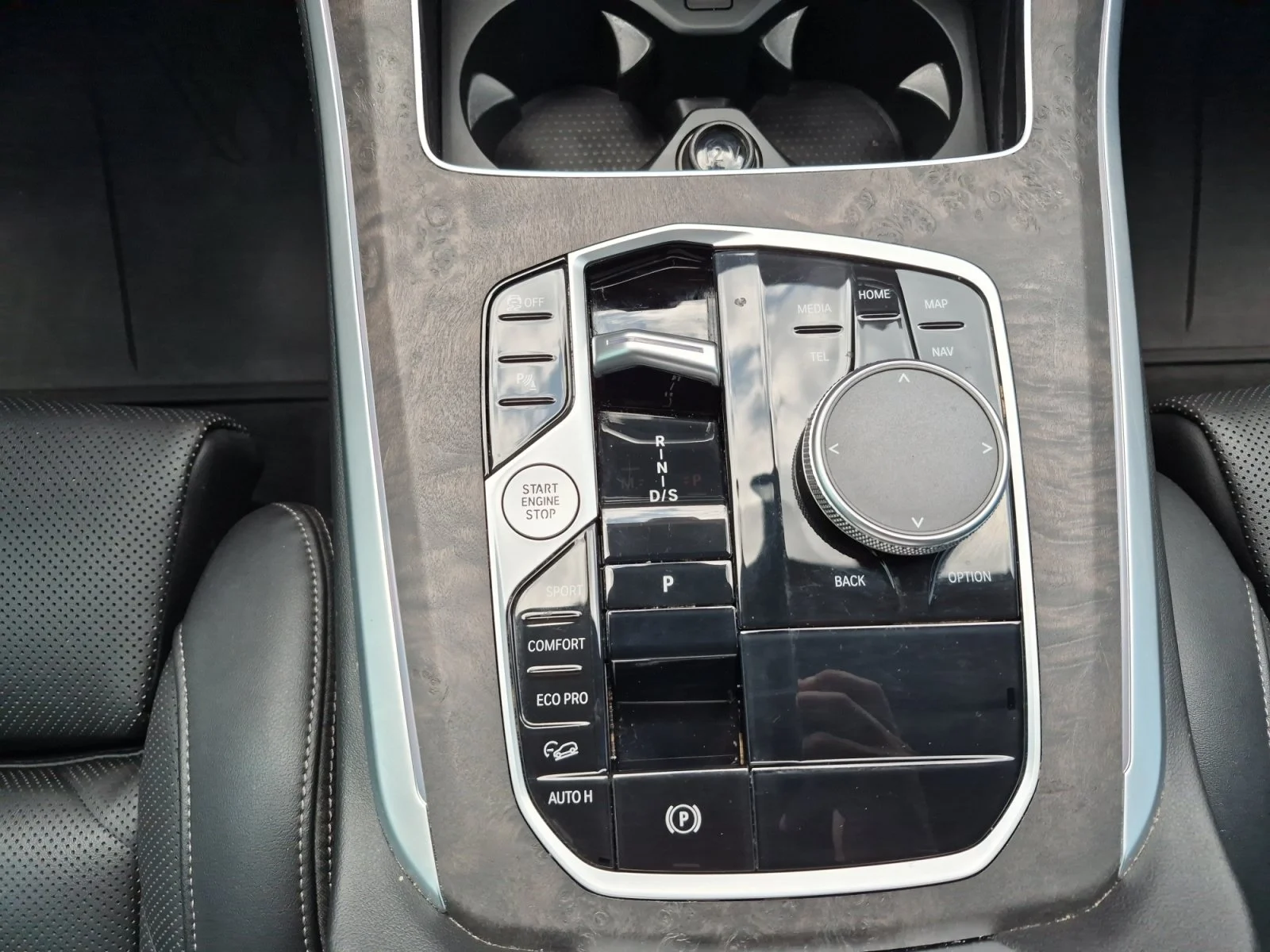 Used 2025 Brooklyn Grey Metallic BMW xDrive40i image 22