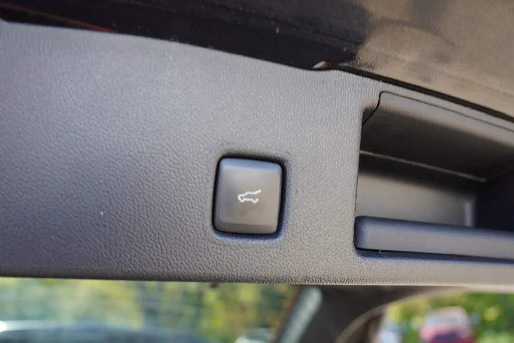Certified Used 2022 Agate Black Metallic Ford SEL image 21