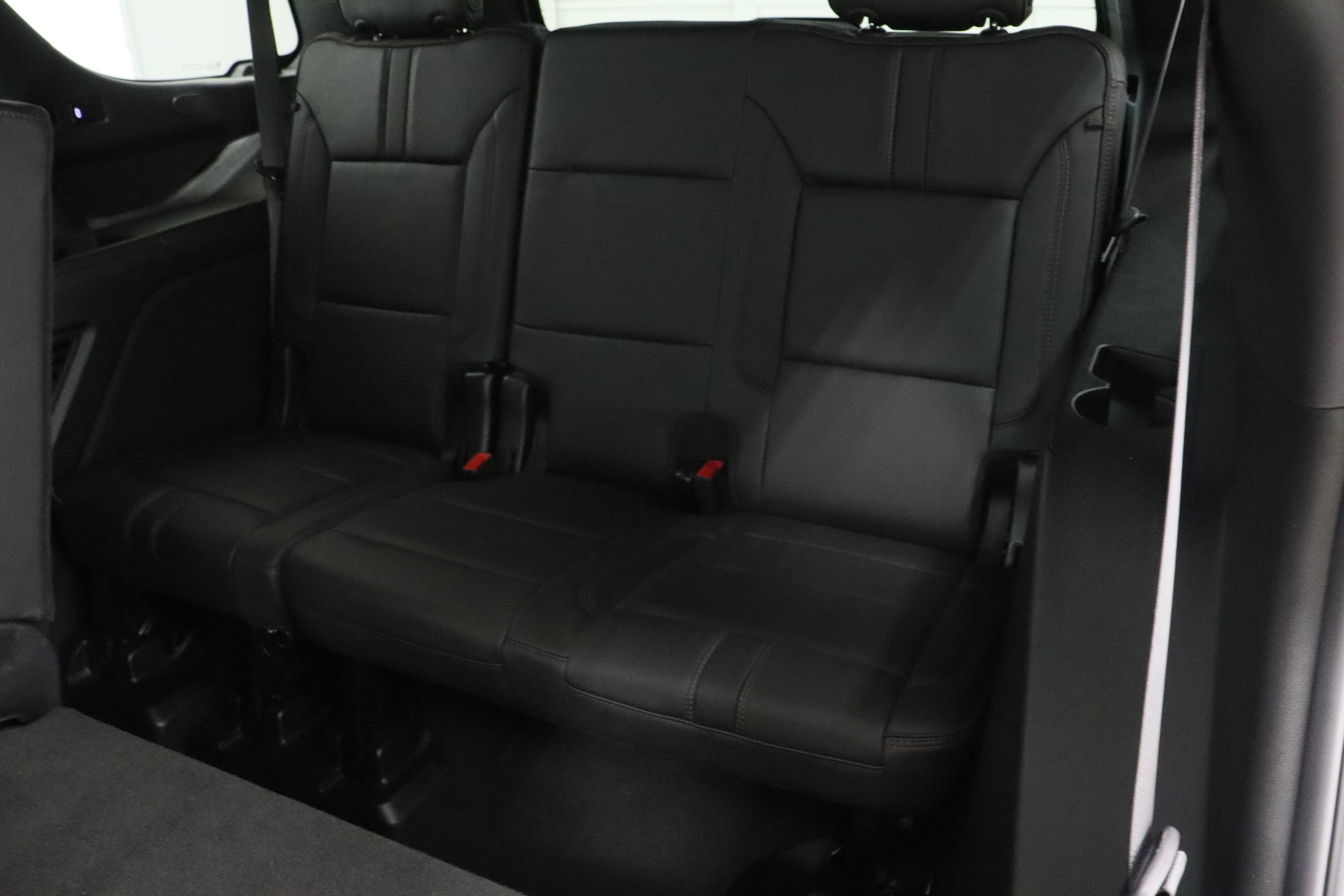 Used 2023 Iridescent Pearl Tricoat Chevrolet RST 5.3L image 33