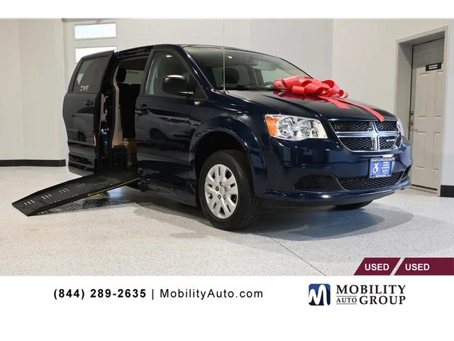 2017 Dodge Grand Caravan SE Mobility Handicap Van