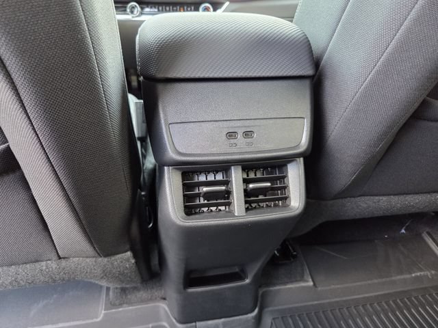 2027 Chevrolet Equinox LT - Photo 13