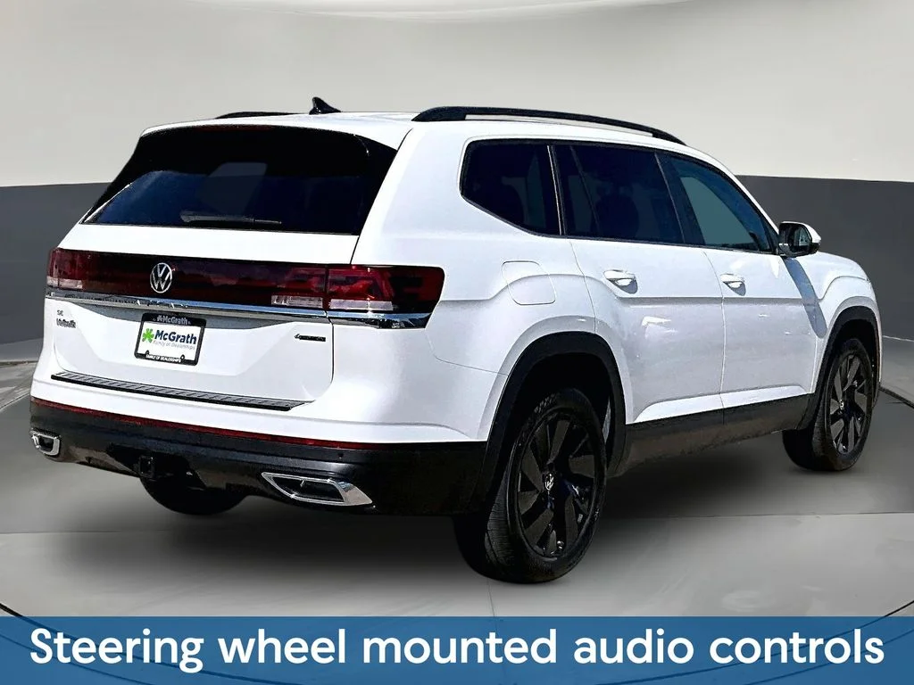 New 2026 White/off-white Volkswagen SE w/Technology image 7