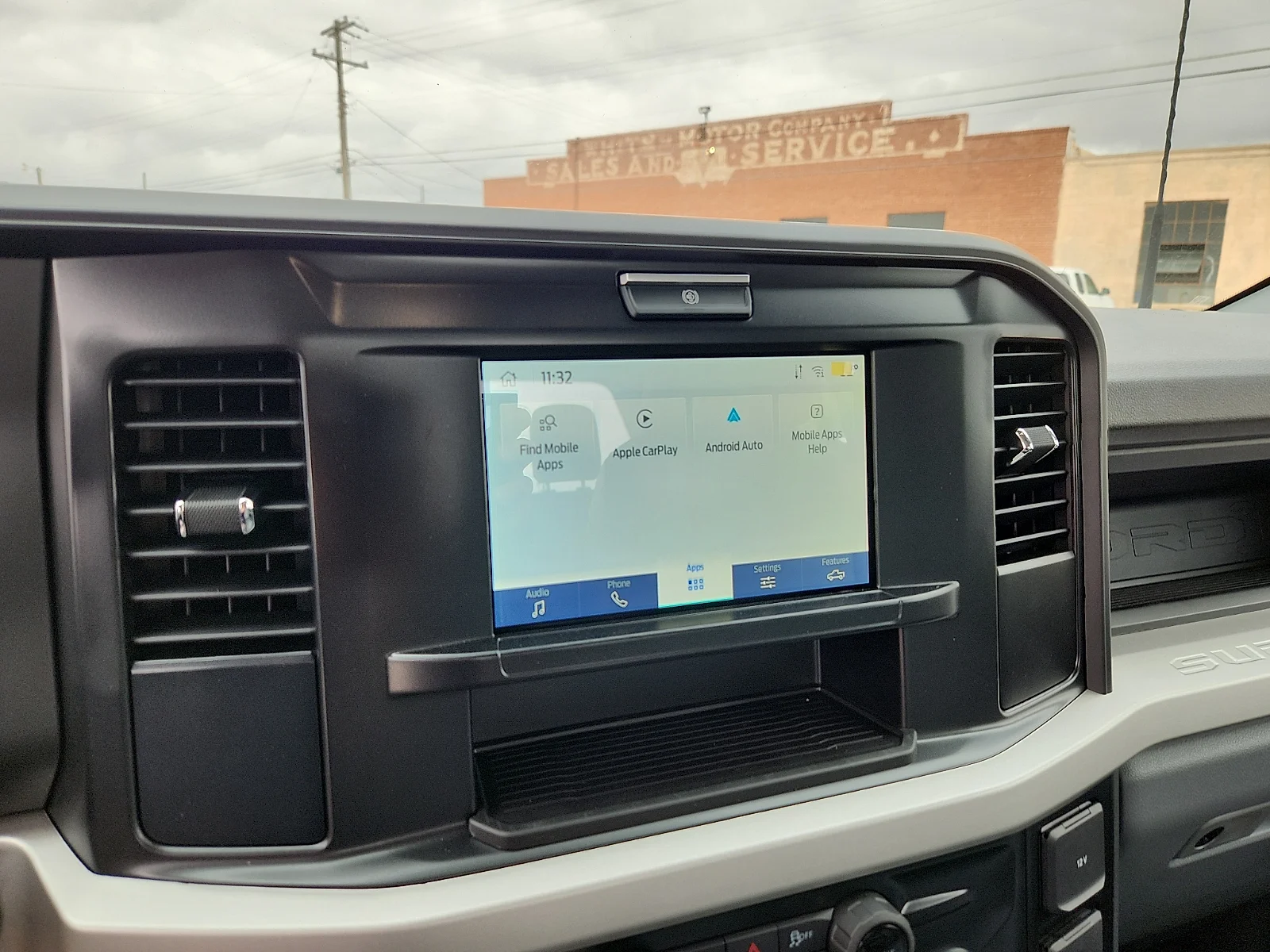 New 2026 Oxford White Ford F-250® XL image 24