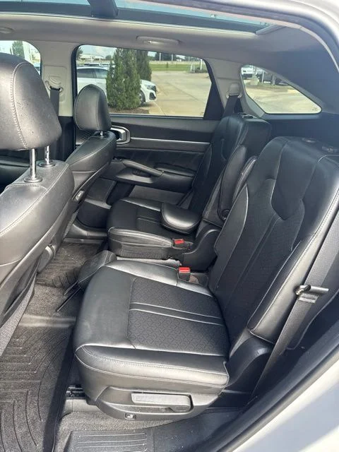 Used 2023 Gray Kia SX image 4