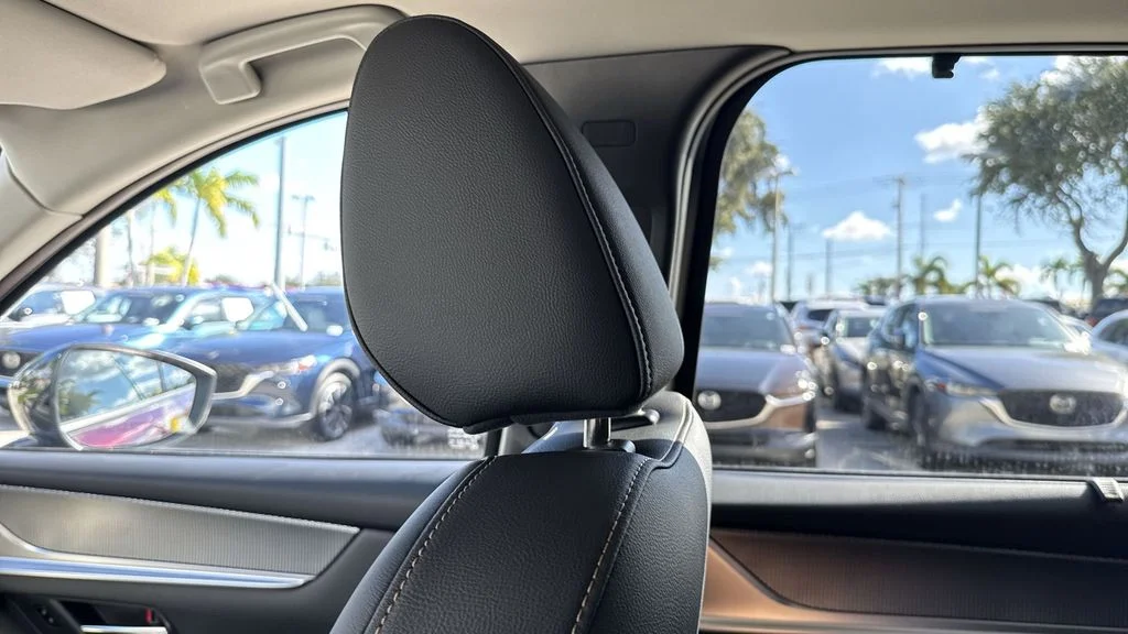 2026 Mazda CX-90 Premium Package - Photo 16