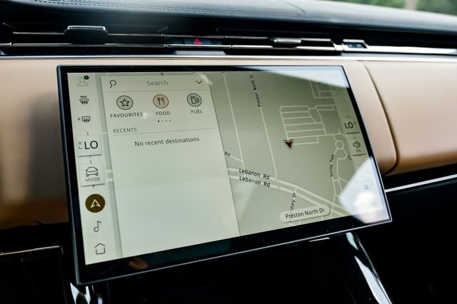 New 2026  Land Rover Dynamic SE image 25