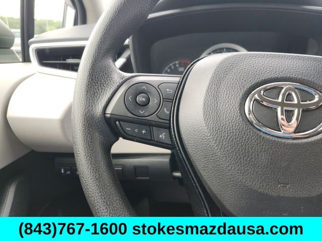 Used 2021 Silver Toyota LE image 3