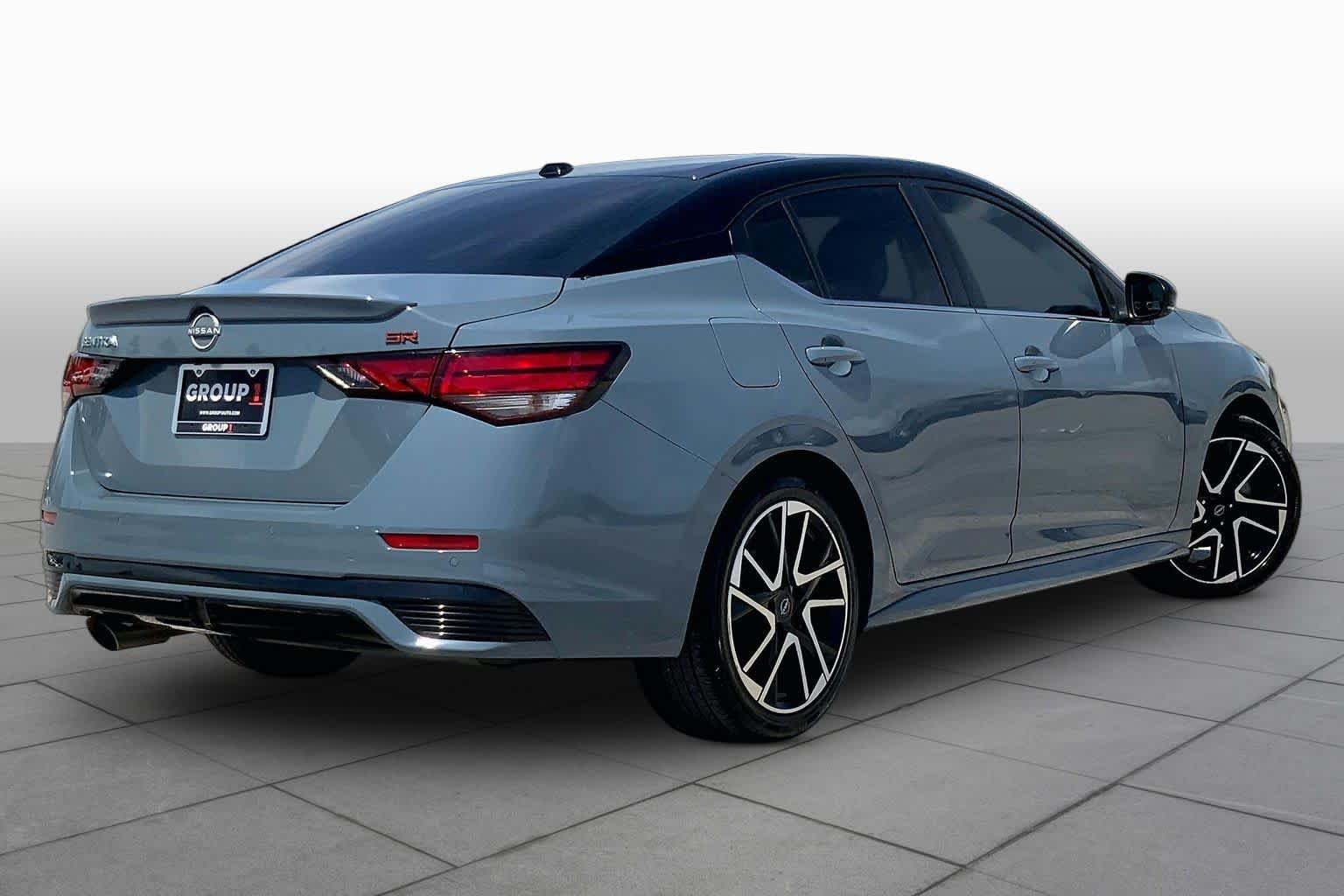 Used 2024 Atlantic Gray Metallic/Super Black Nissan SR image 13