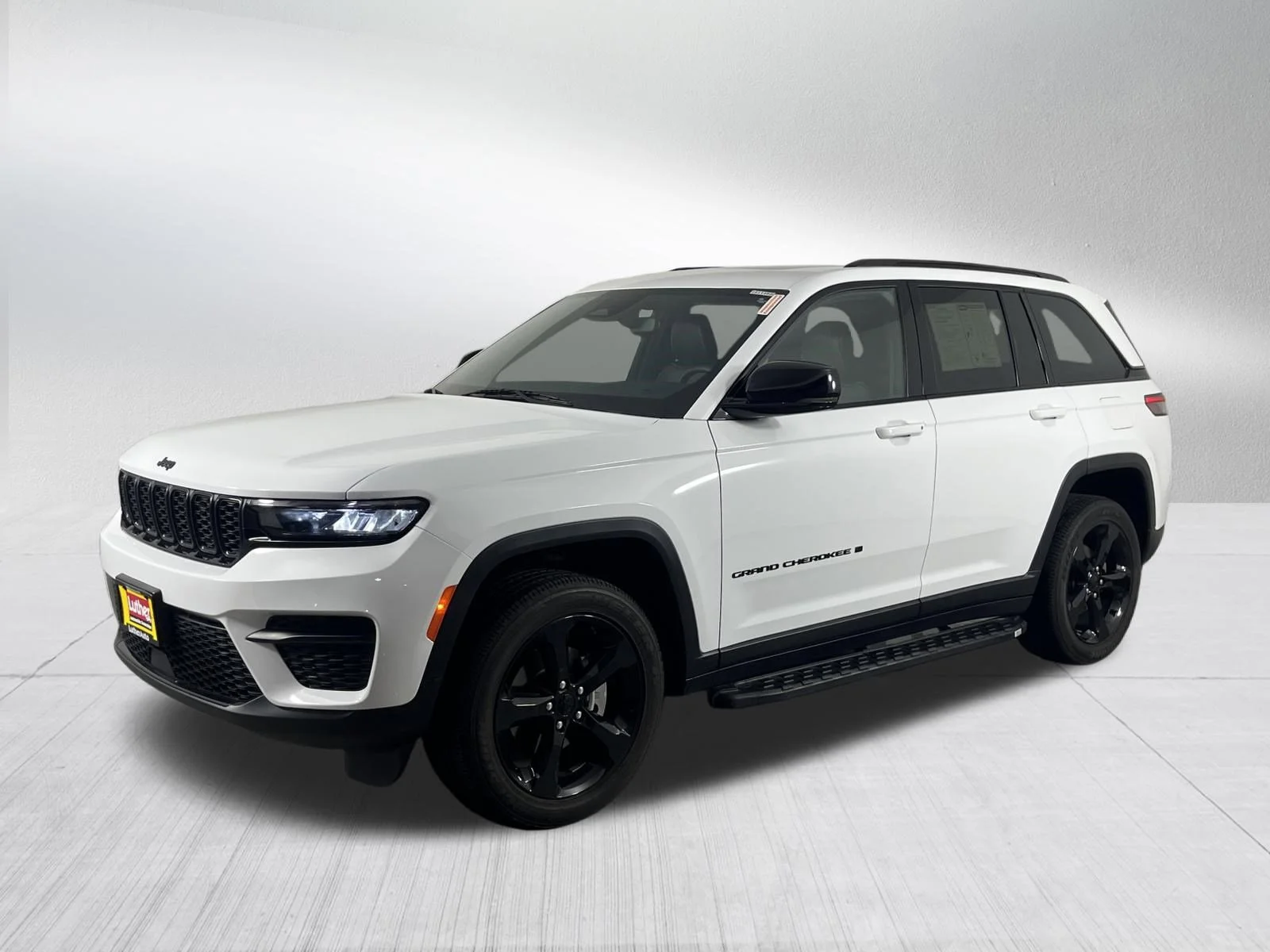 Used 2022 Bright White Clearcoat Jeep Altitude image 3