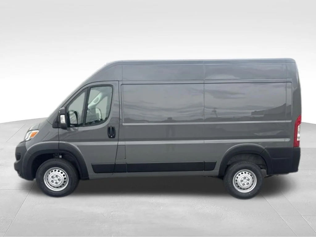 New 2026 Ceramic Gray Clear-Coat Exterior Paint RAM Tradesman image 9
