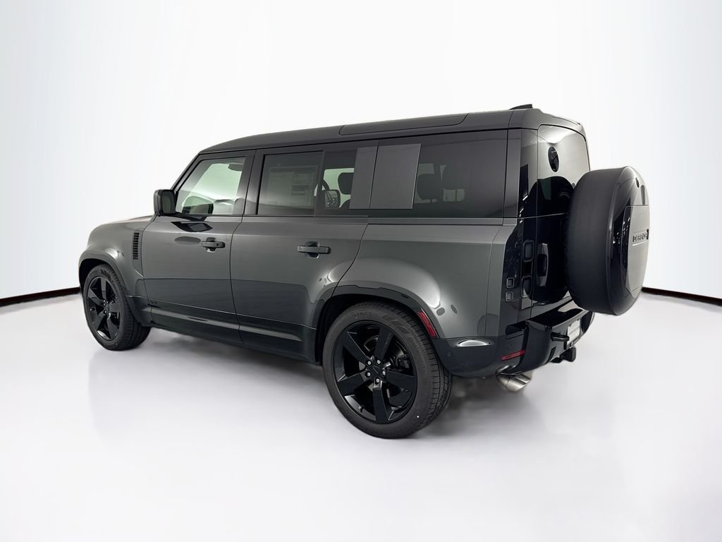 New 2026 Carpathian Grey Land Rover V8 image 7