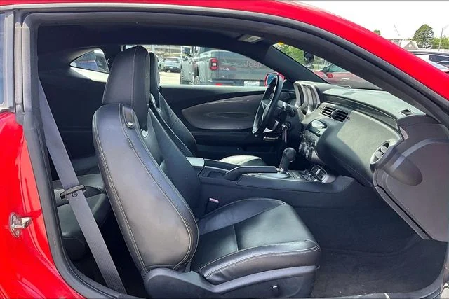 Used 2010 Red Chevrolet SS image 26