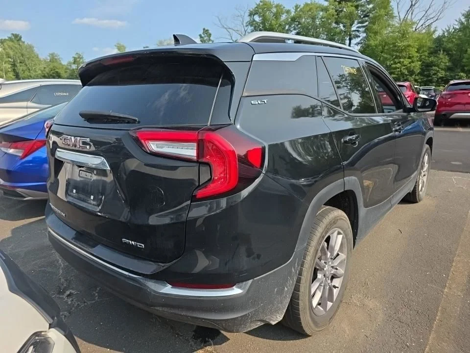 Used 2024 Black GMC SLT image 4