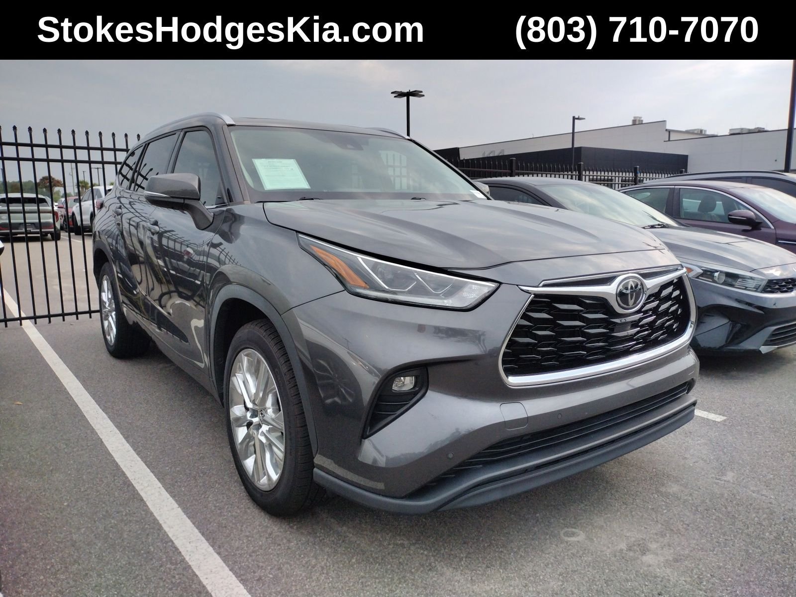 Used 2022 Gray Toyota Limited image 1