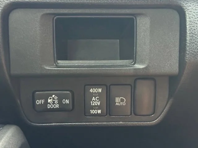 Used 2019 Tan Toyota SR image 36