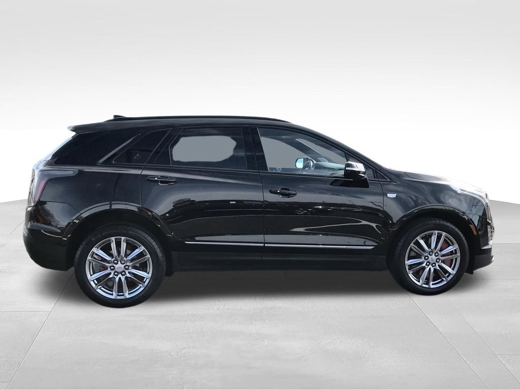 Used 2024 Black Cadillac Sport image 9