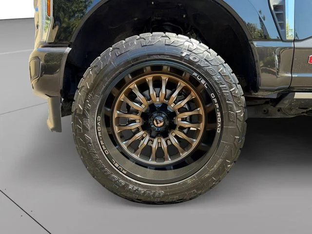 Used 2024 Black Ford King Ranch image 9