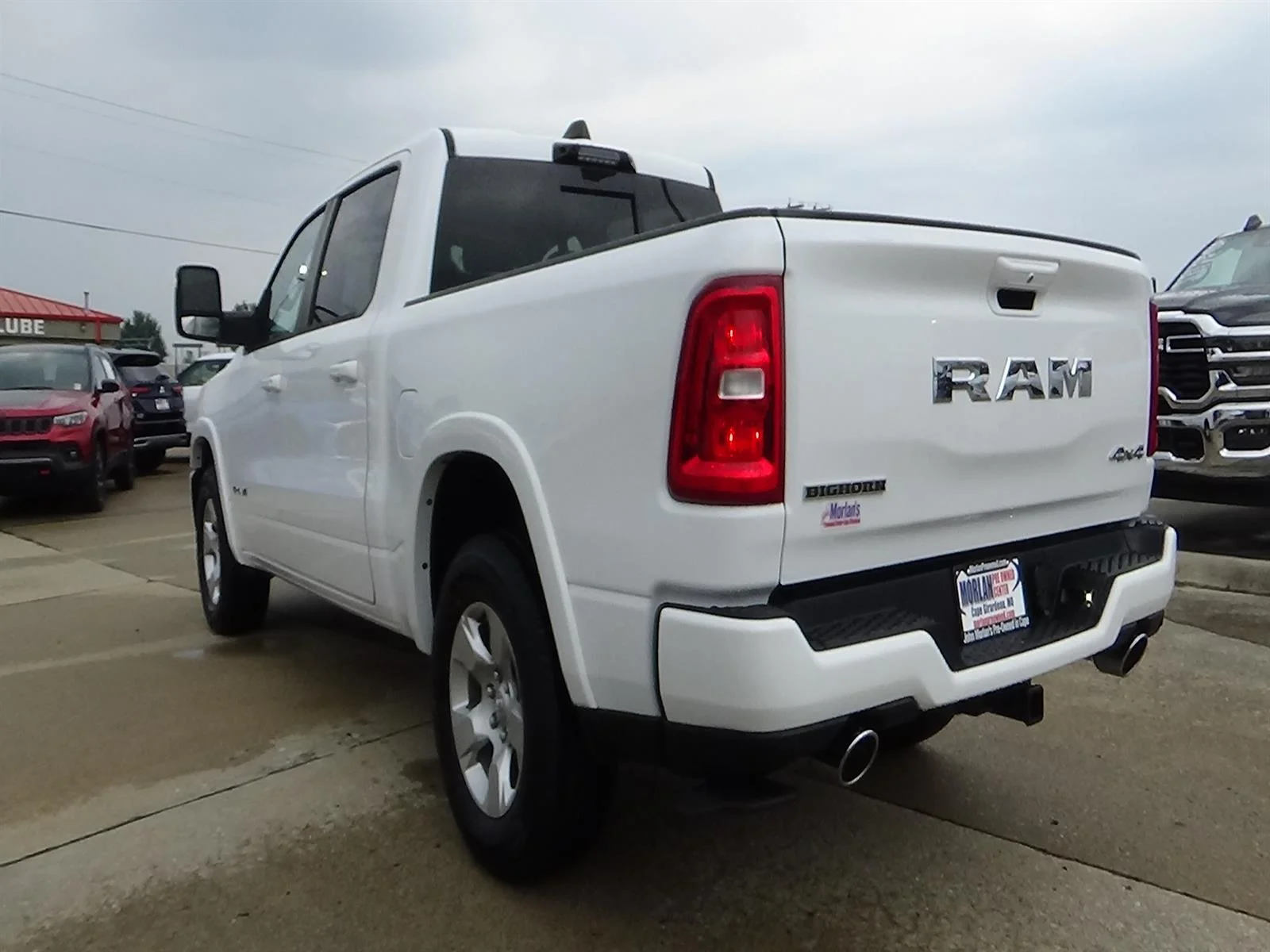 Used 2025 Bright White Clear Coat (pw7) RAM Big Horn image 8