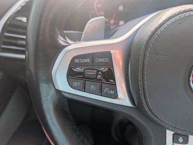 Used 2020 Arctic Gray Metallic BMW M50i image 21