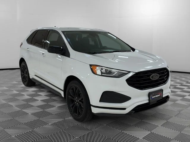 Certified Used 2022 White Ford SE image 7