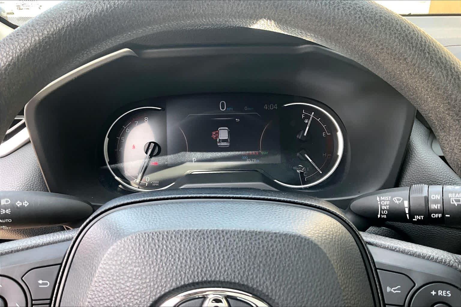 Used 2025 Ruby Flare Pearl Toyota XLE image 26