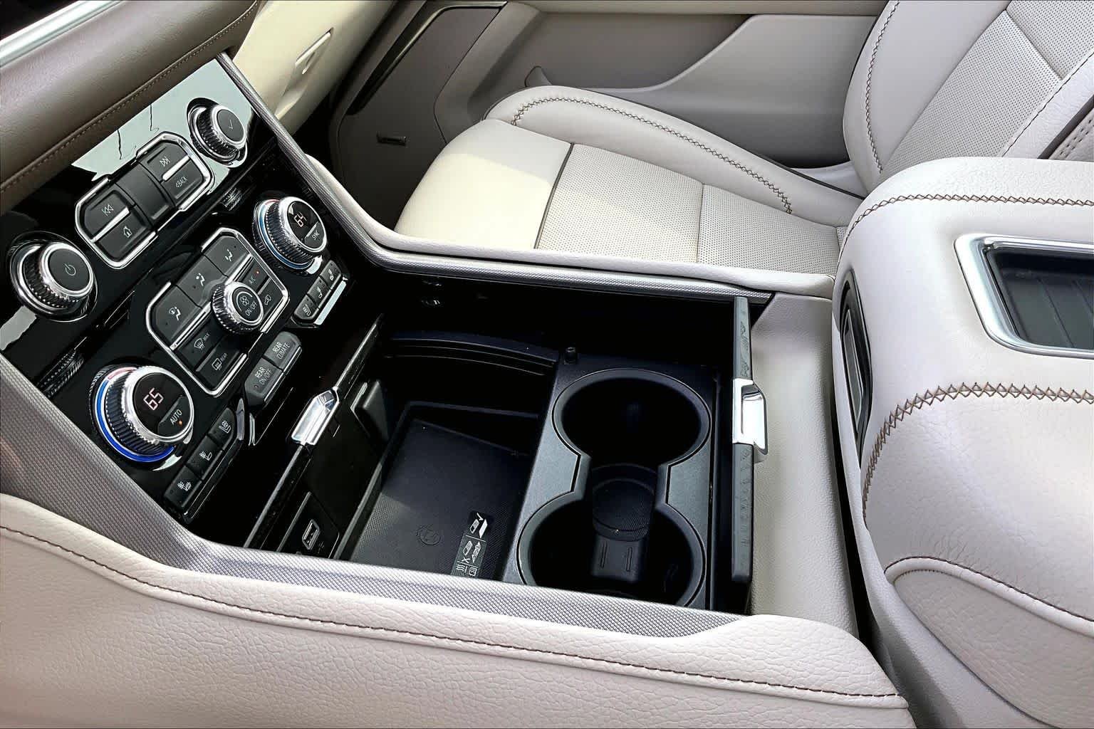 Used 2022 Hunter Metallic GMC Denali image 14
