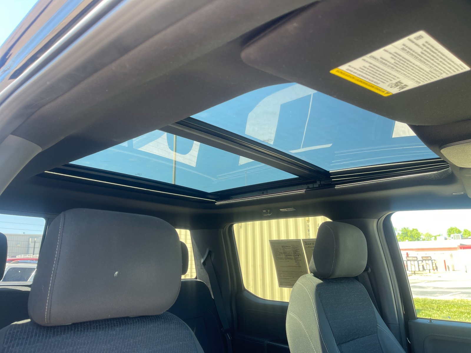 Used 2022 Black Ford XLT image 18