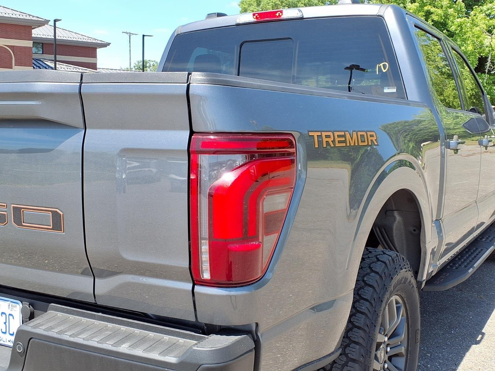 Used 2025 Gray Ford Tremor image 19