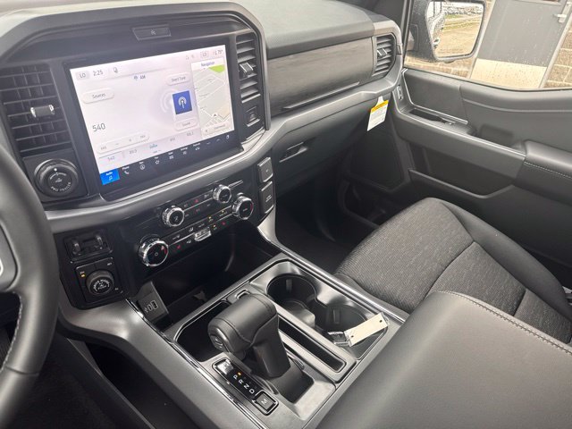 New 2026 Agate Black Metallic Ford XLT image 57
