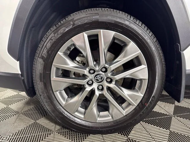 Certified Used 2024 Pearl Toyota Limited image 10