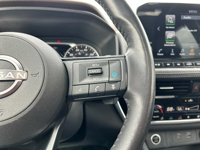 Used 2022 Black Nissan SL image 38