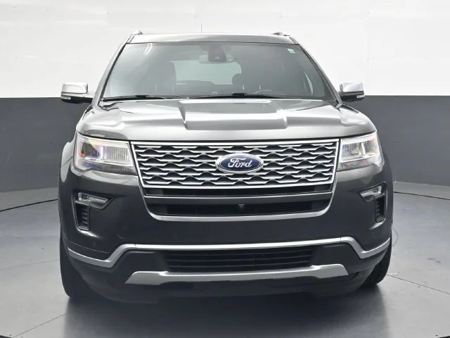Used 2018 Gray Ford Platinum image 10
