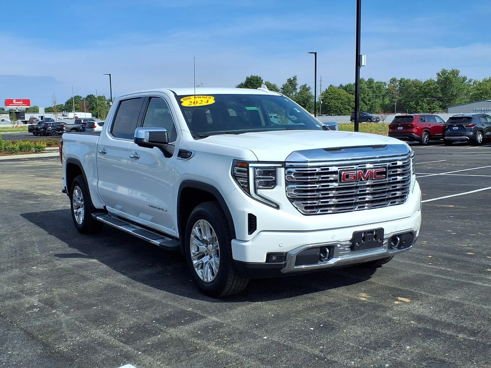 Used 2024 Summit White GMC Denali image 34