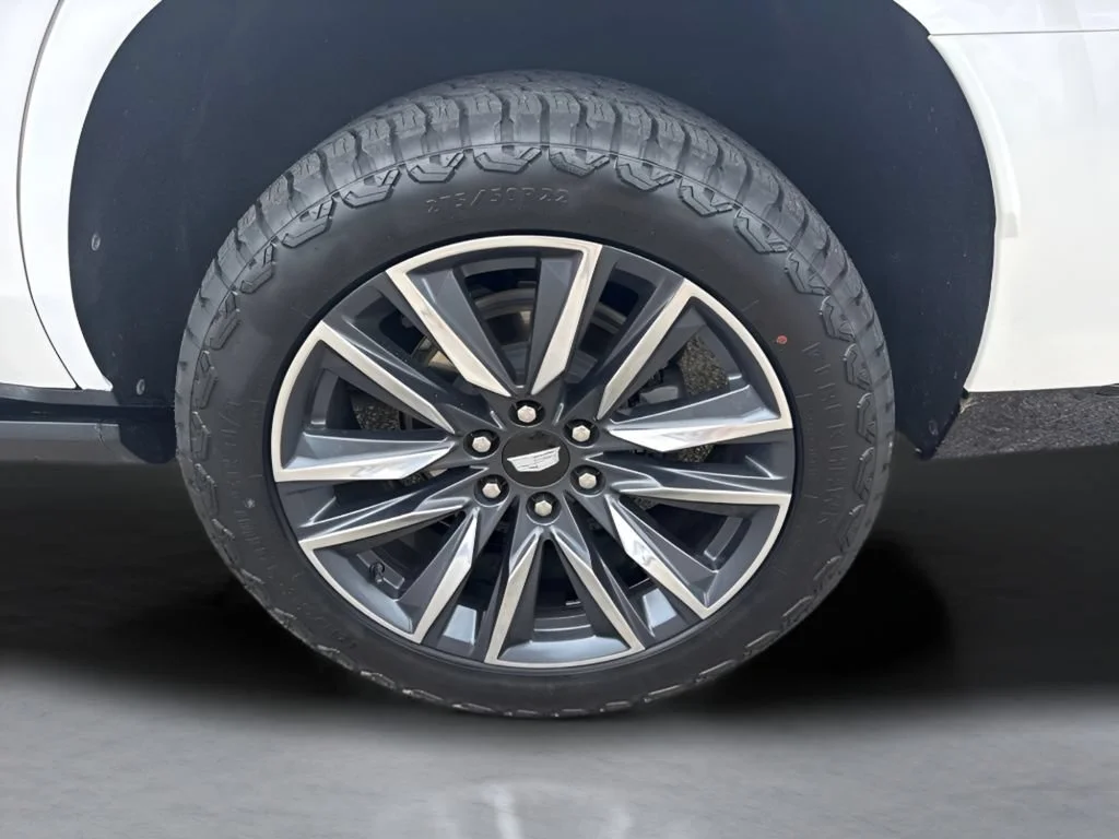 Used 2023 Crystal White Tricoat Cadillac Sport Platinum image 43