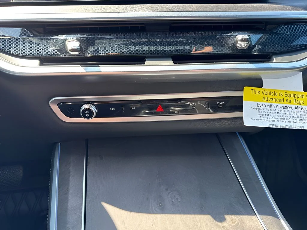 Used 2026 Gray BMW xDrive40i image 23