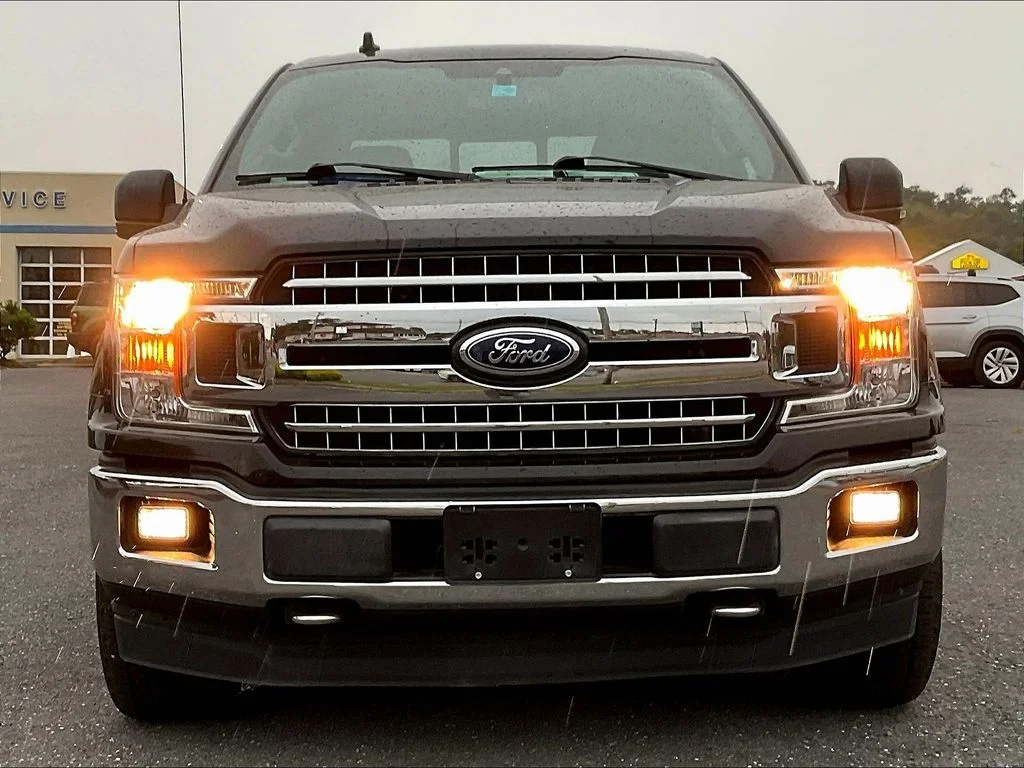 Certified Used 2020 Agate Black Metallic Ford XLT image 10
