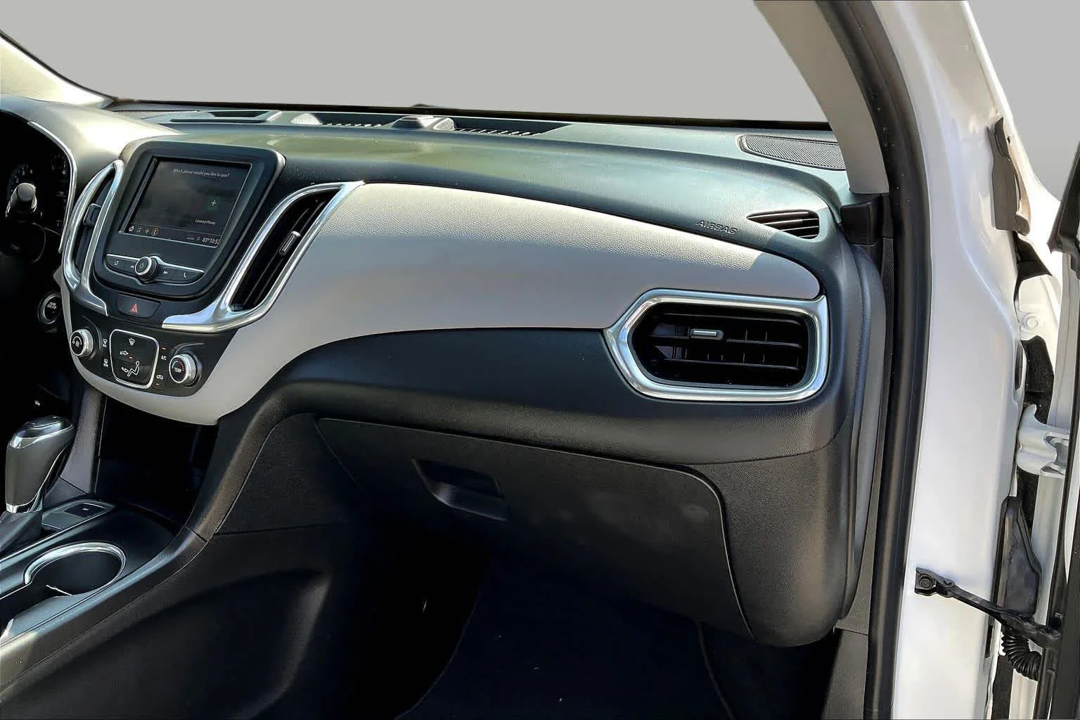 Used 2021 Summit White Chevrolet LS image 18