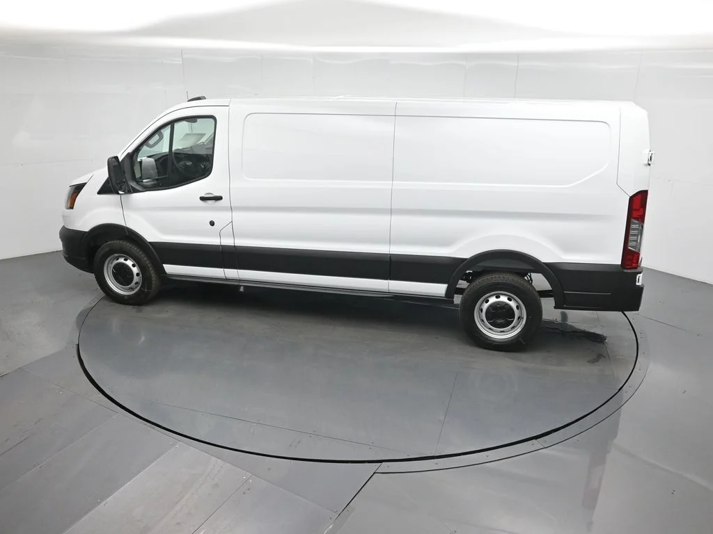 New 2026 White Ford Base image 41
