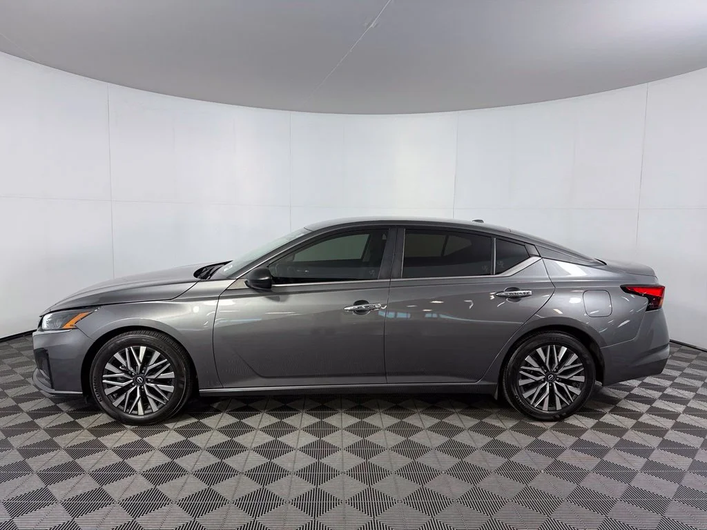 Certified Used 2025 Gray Nissan 2.5 SV image 9