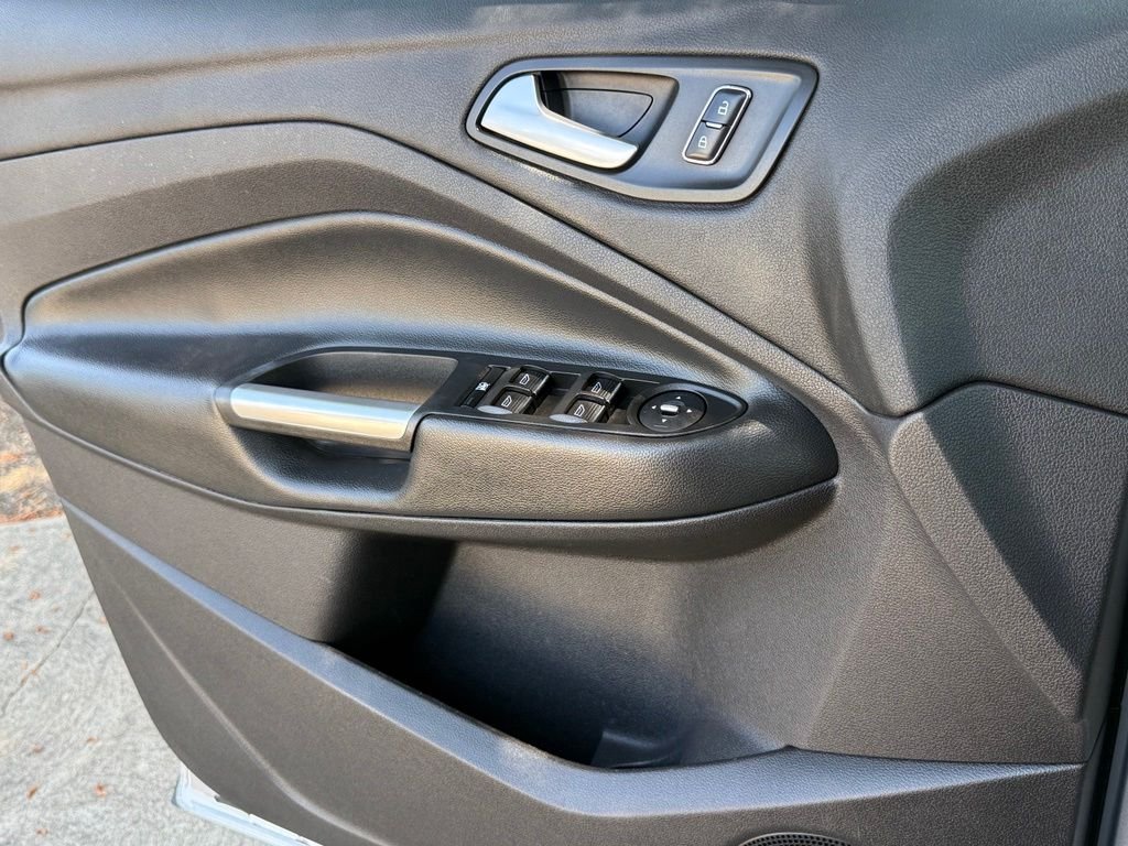 Used 2015 Ingot Silver Ford SE image 26