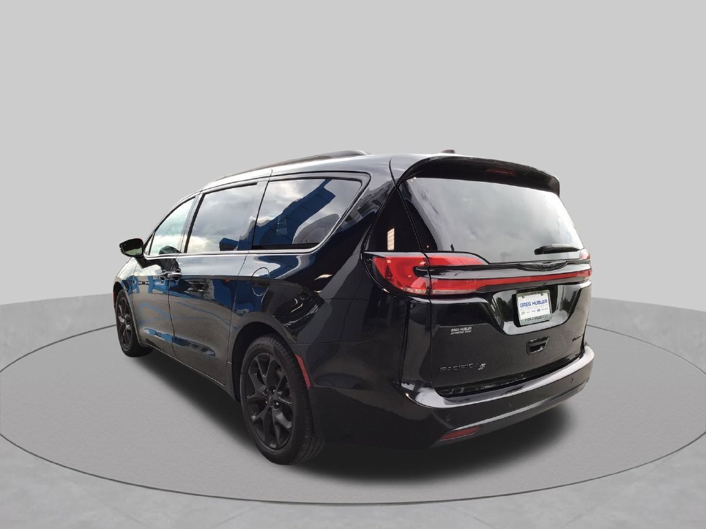2025 Chrysler Pacifica Limited - Photo 11
