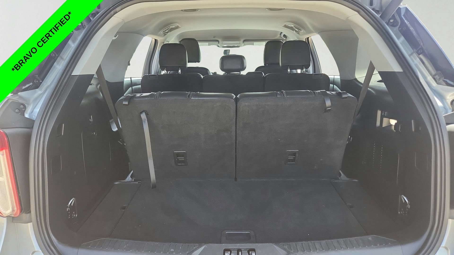 Used 2023 Silver Ford XLT image 28