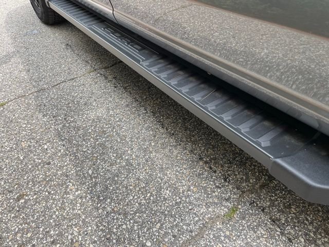 New 2026 Carbonized Gray Metallic Ford XLT image 10