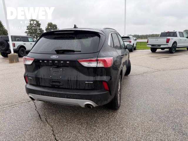 Used 2022 Agate Black Metallic Ford SEL image 12