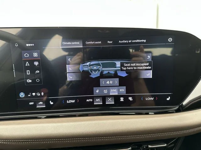 Used 2025 Gray Audi Premium Plus image 19