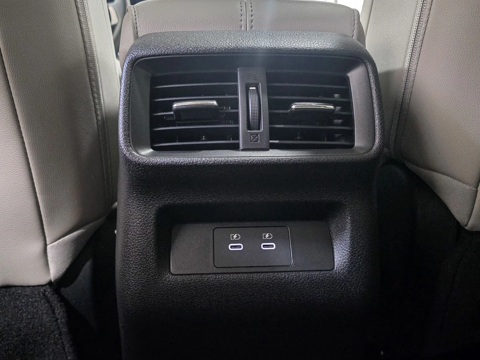 2025 Nissan Murano SL - Photo 23