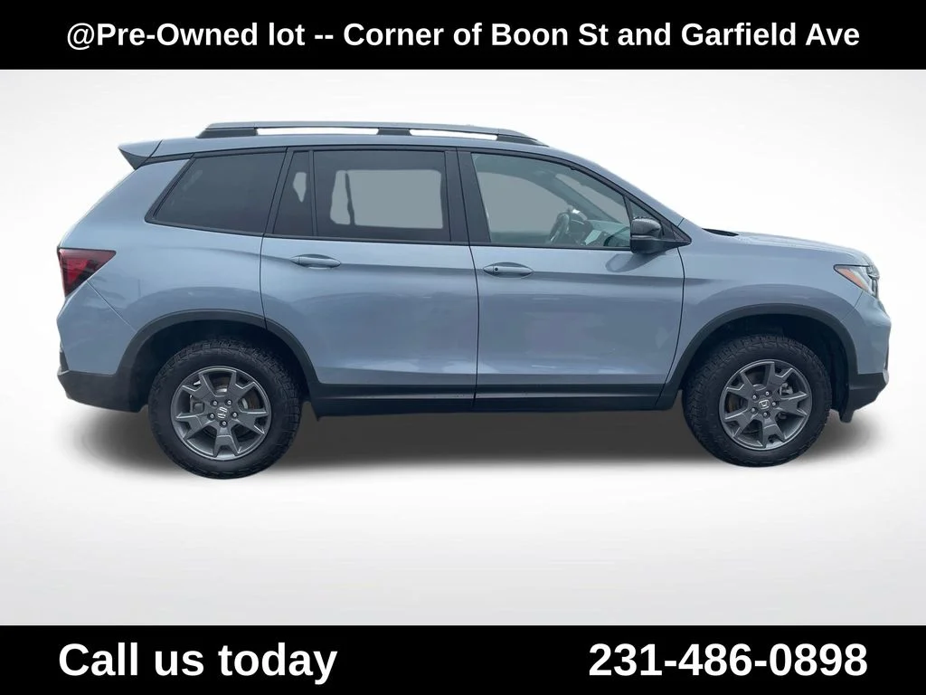 Used 2025  Honda TrailSport image 9