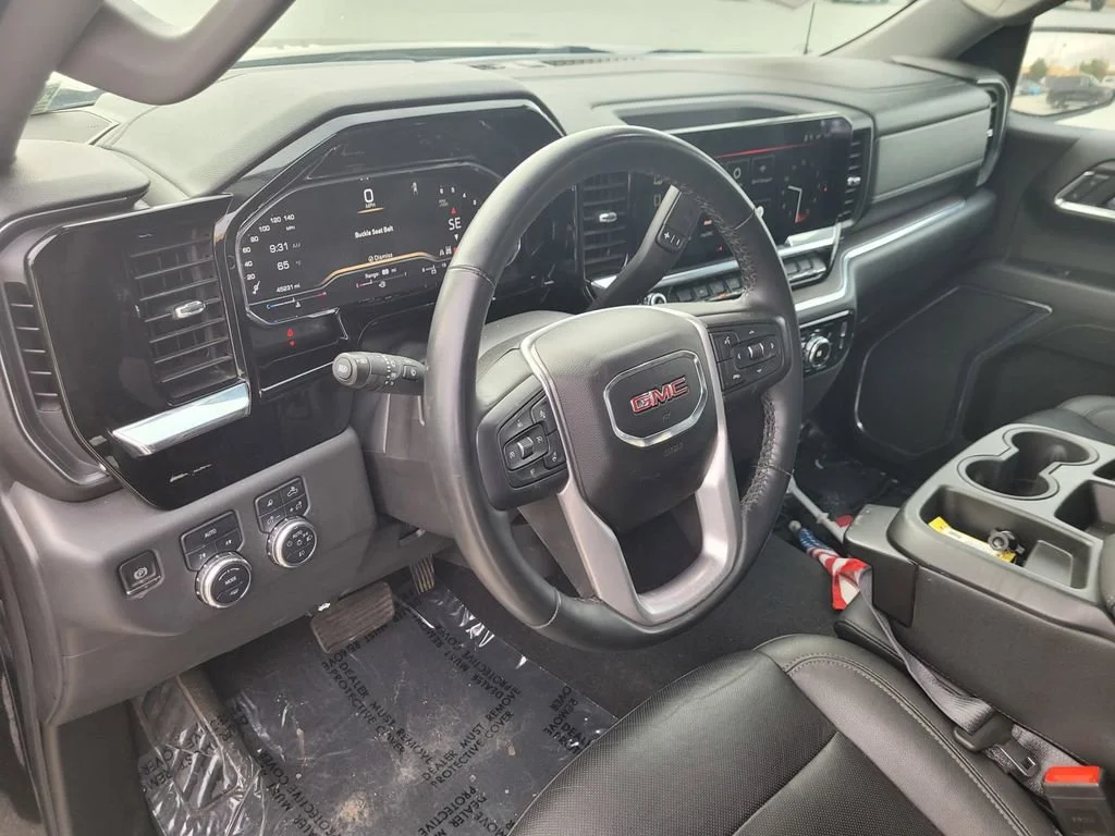 Used 2024 Onyx Black GMC SLT image 14