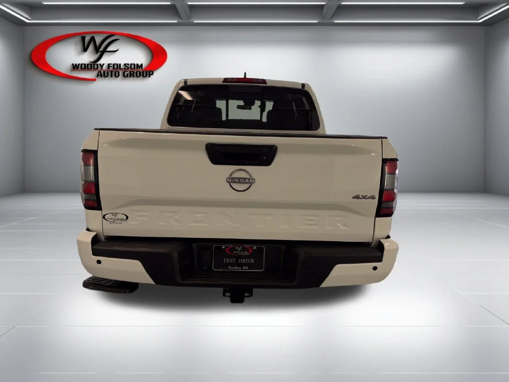 New 2027 White Nissan SV image 6